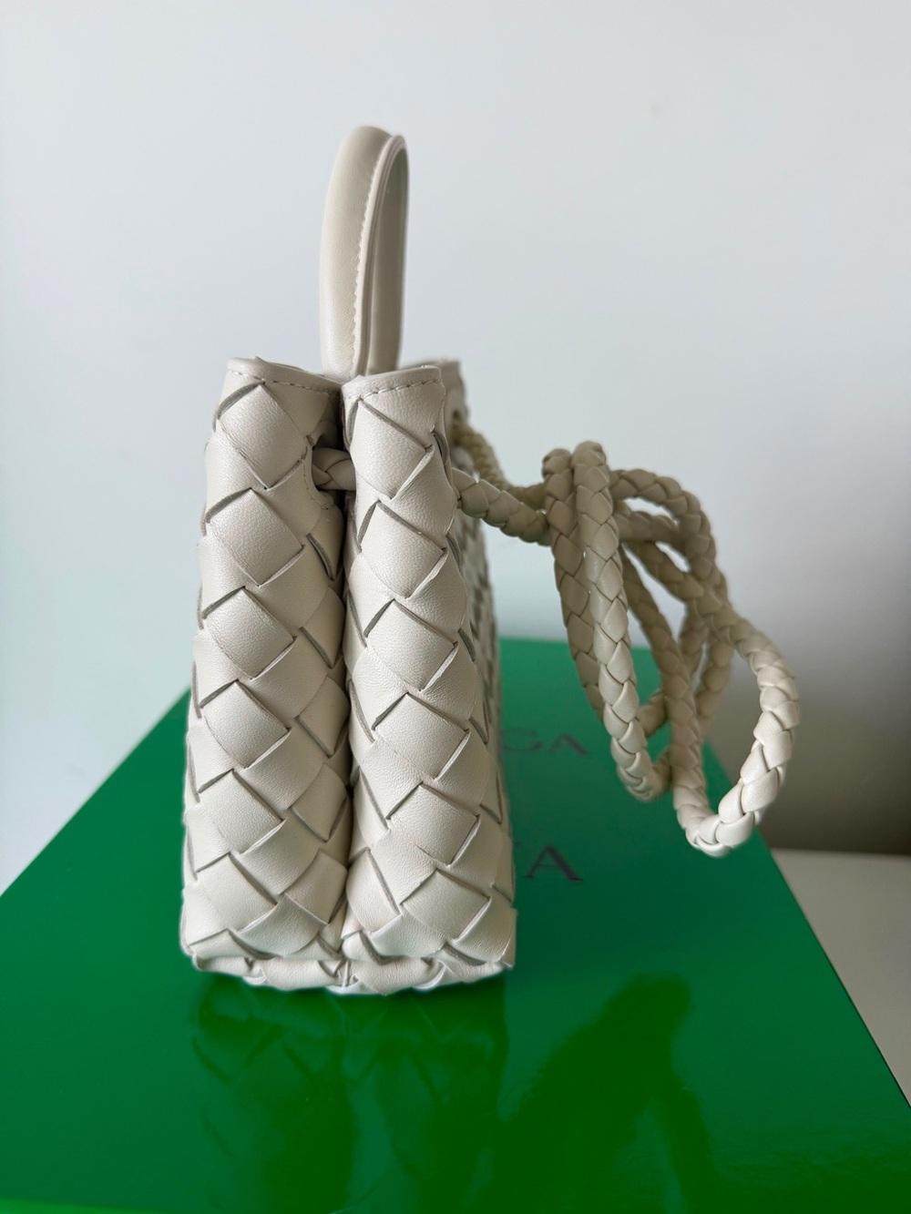 Bottega Veneta Mini Andiamo - Picture 8 of 10